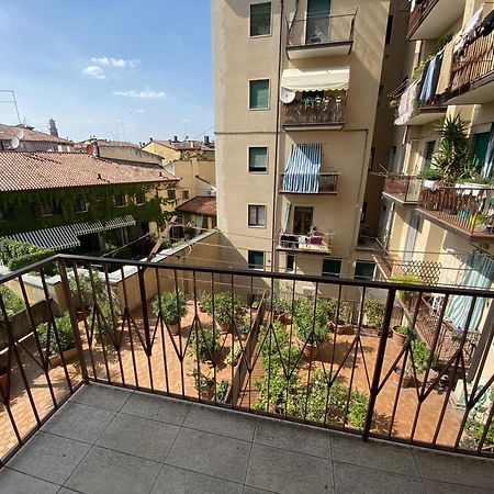 Case Vr Holiday Residenza 2 Di Picche Verona Exteriör bild